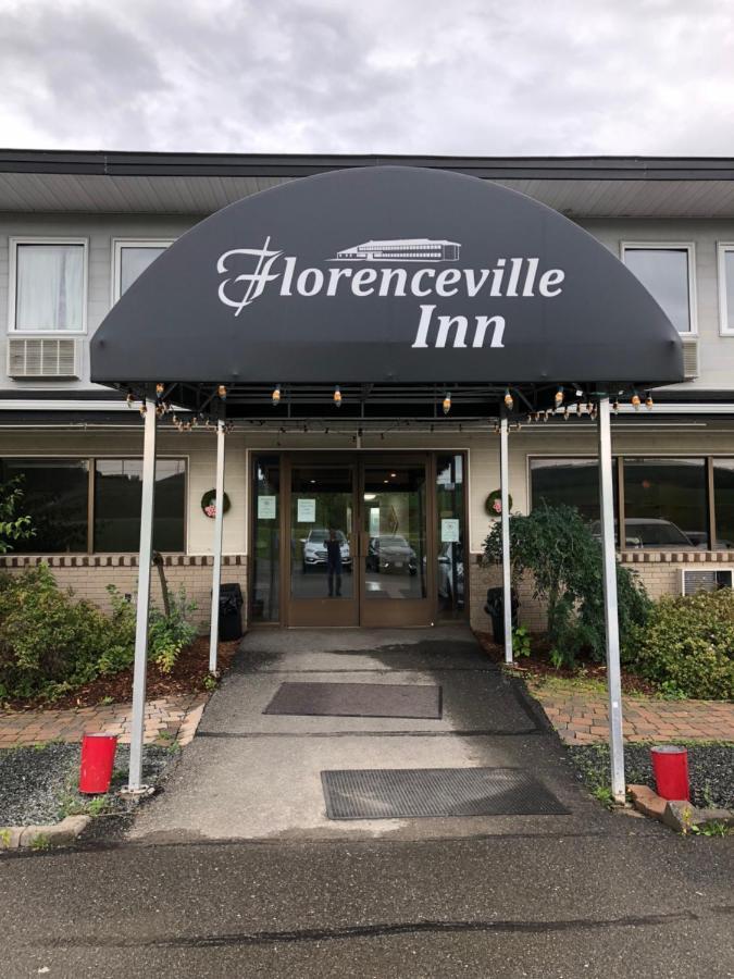Florenceville Inn, Restaurant & Pool Eksteriør billede
